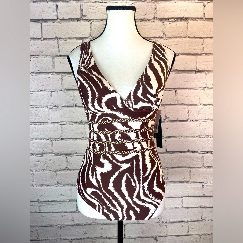La Blanca Animal Print One Piece Swim Suit White & Brown Size 4 NWT Zebra Print